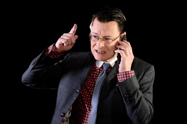 Qué hacer si te acosan por deudas con llamadas y visitas